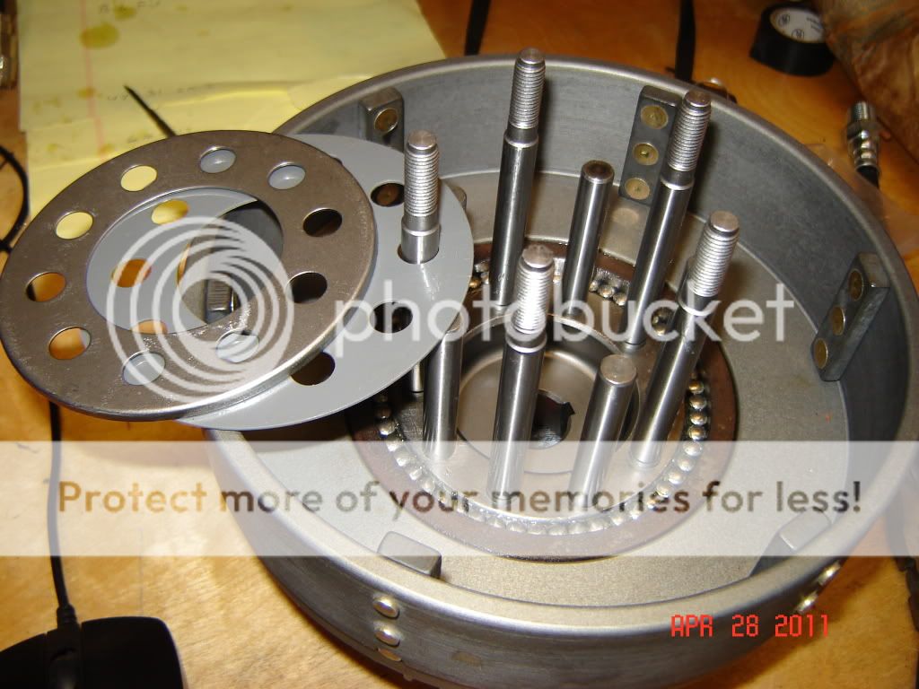 j&p cycle 5 stud clutch hub and tamer bearings. 6100020